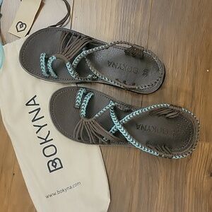 •Bokyna Hand Woven Sandles Size 7, Turquoise & Brown, EUC